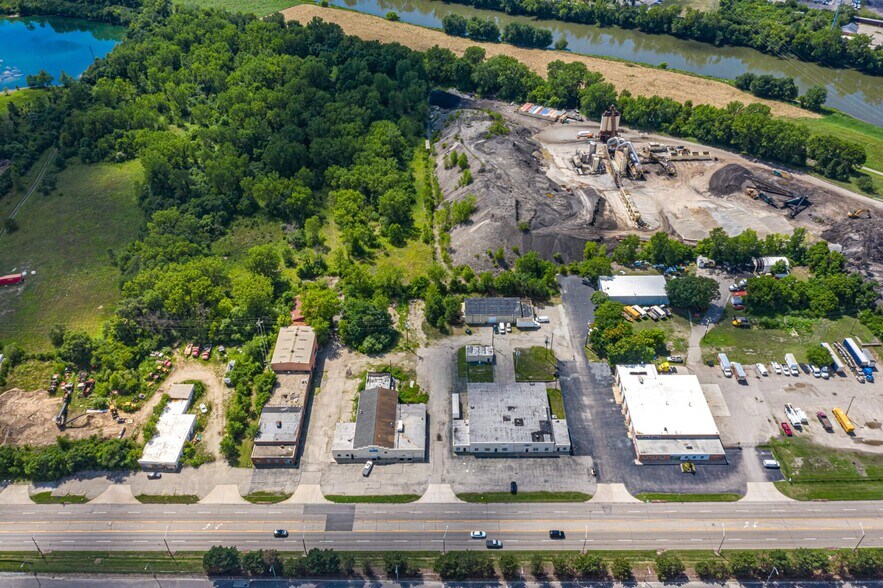 2075 Dryden Rd, Moraine, OH à louer - Photo du bâtiment - Image 2 de 3