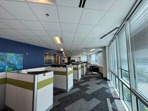 6510 Telecom Dr, Indianapolis, IN for lease Interior Photo- Image 2 of 7