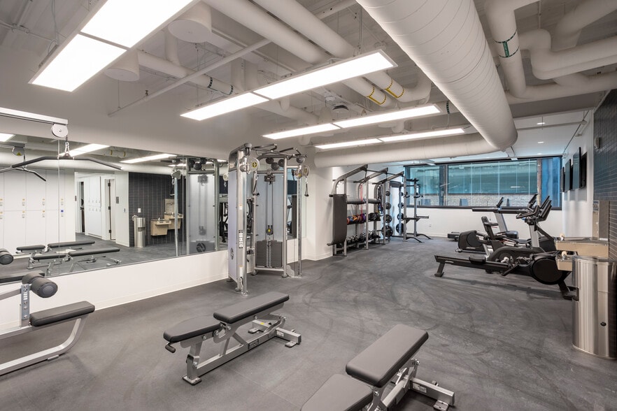 4601 Catalyst Ct, Omaha, NE for lease - Building Photo - Image 3 of 7