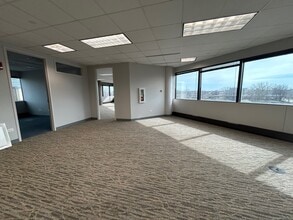 5202 Old Orchard Rd, Skokie, IL à louer Photo intérieure- Image 2 de 7