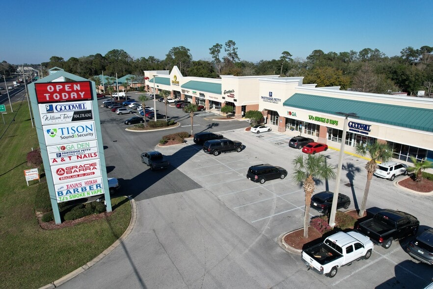 3535 US Highway 17, Fleming Island, FL for lease - Building Photo - Image 3 of 5