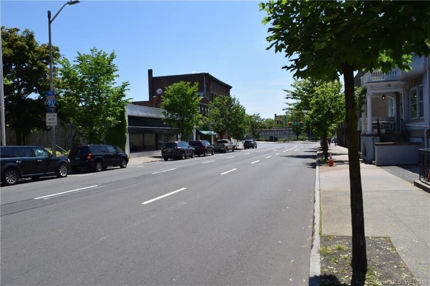 47 Elm St, New Haven, CT for lease - Building Photo - Image 2 of 3