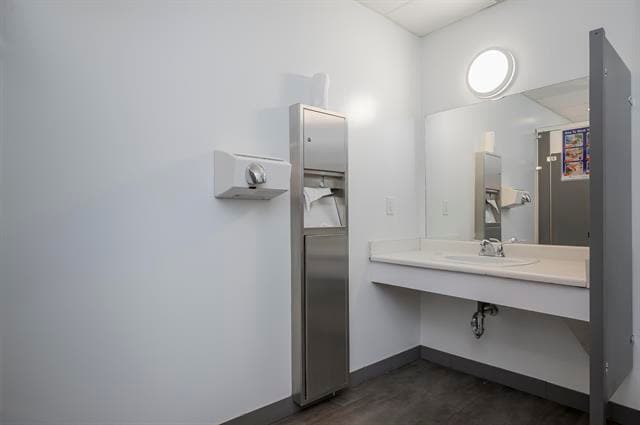 1959 152nd St, Surrey, BC for sale Interior Photo- Image 1 of 1