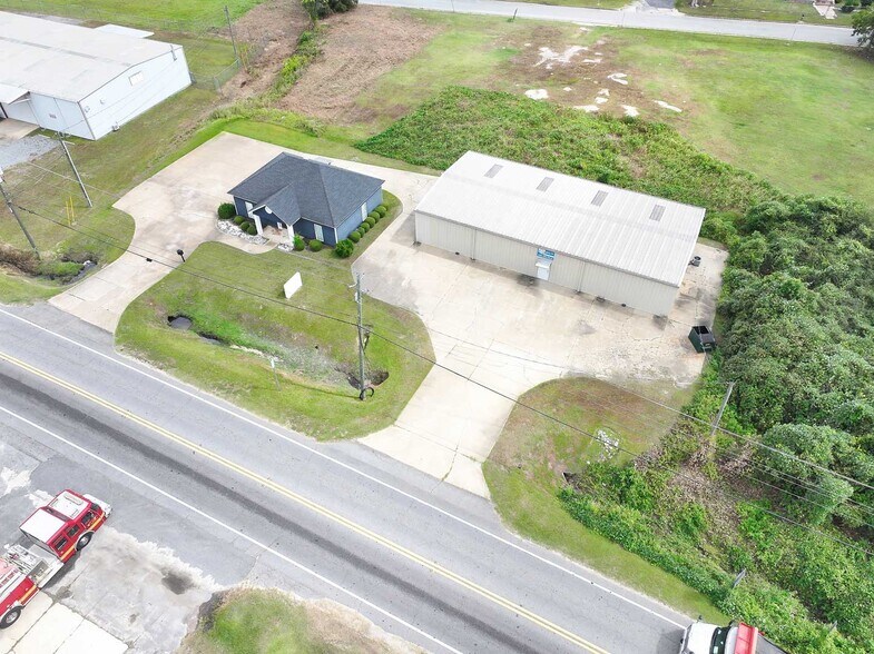 115 Spring Creek Rd, Bainbridge, GA à vendre - Photo du bâtiment - Image 2 de 18