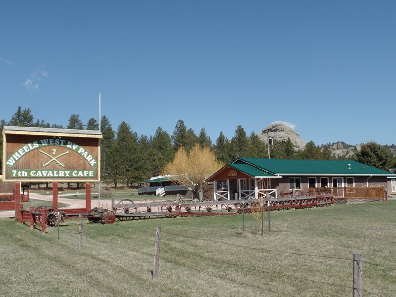 12598 US Highway 16A, Custer, SD à vendre - Autre - Image 1 de 17