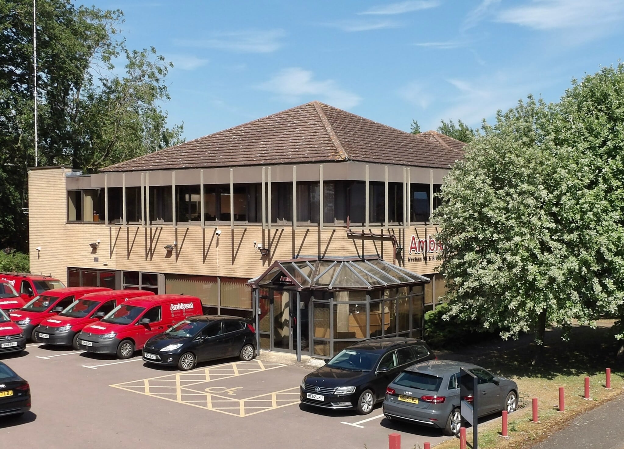 Anglia Way, Northampton for lease Primary Photo- Image 1 of 4