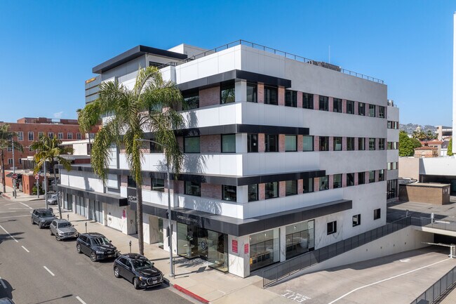 Plus de détails pour 360 N Bedford Dr, Beverly Hills, CA - Bureau/Médical, Commerce de détail à louer