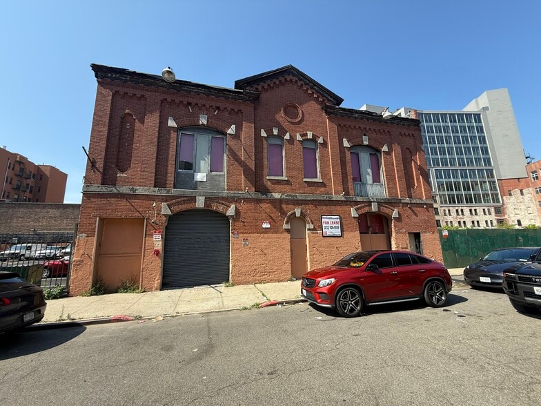 454-458 W 128th St, New York, NY for lease - Building Photo - Image 3 of 5