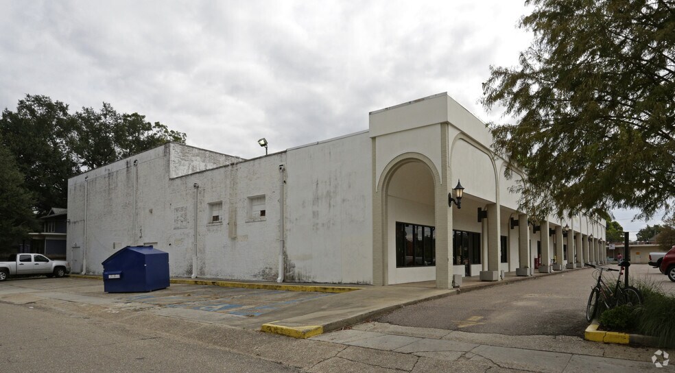 3001-3081 Government St, Baton Rouge, LA à vendre - Photo du bâtiment - Image 2 de 4