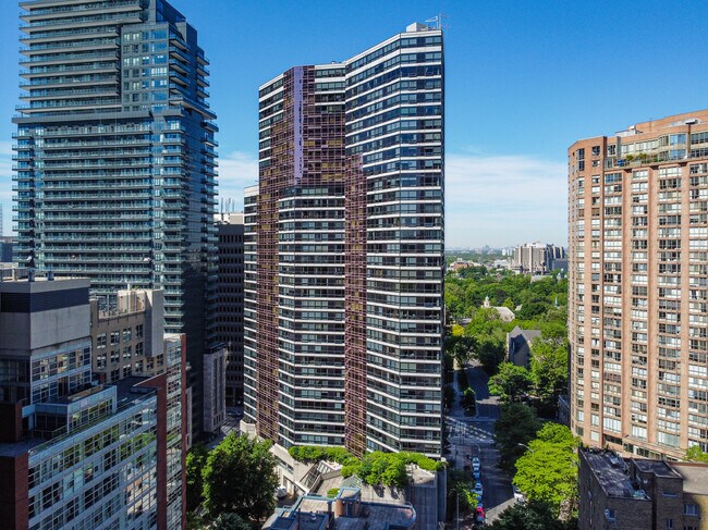 More details for 987 Bay St, Toronto, ON - Flex for Lease