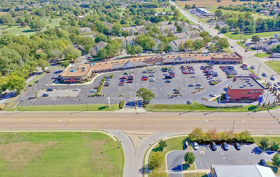 4608-4660 N Illinois St, Fairview Heights, IL à louer - Photo du bâtiment - Image 1 de 11