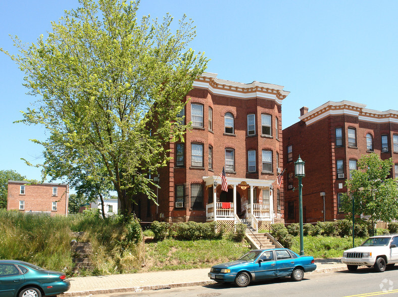 906 Park St, Hartford, CT for sale - Primary Photo - Image 1 of 1