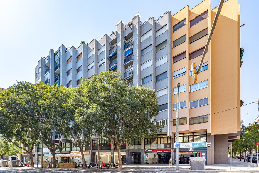 Travessera de les Corts, 241, Barcelona, Barcelona for sale - Building Photo - Image 2 of 2