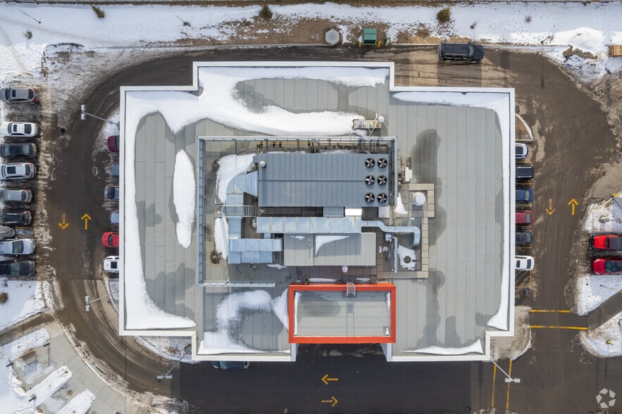 7171 80th Ave NE, Calgary, AB à louer - Aérien - Image 2 de 28