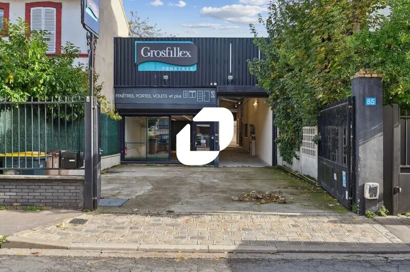 Flex in Colombes for lease Building Photo- Image 1 of 14