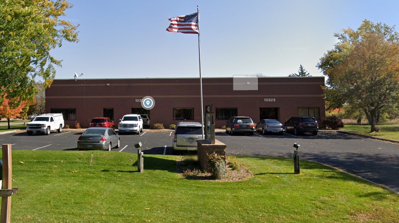 10323-10327 NE Flanders St, Blaine, MN for sale Primary Photo- Image 1 of 17