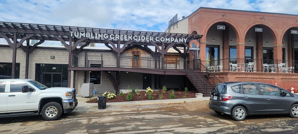 238 W Main St, Abingdon, VA for lease - Building Photo - Image 2 of 14