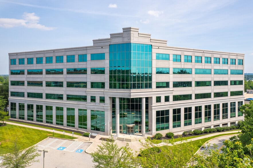 401 Plymouth Rd, Plymouth Meeting, PA for lease - Building Photo - Image 1 of 22