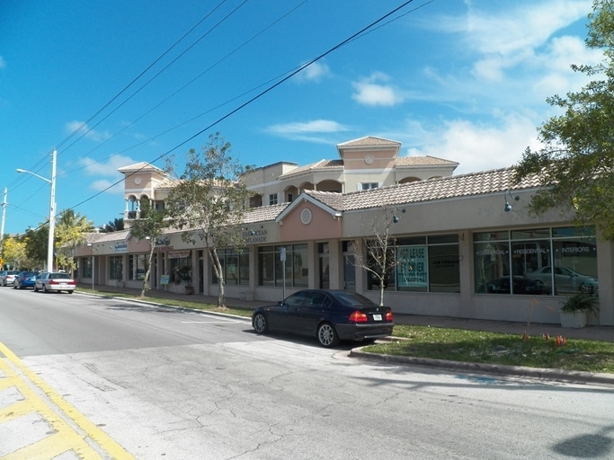 38 SE Ocean Blvd, Stuart, FL for lease Building Photo- Image 1 of 25