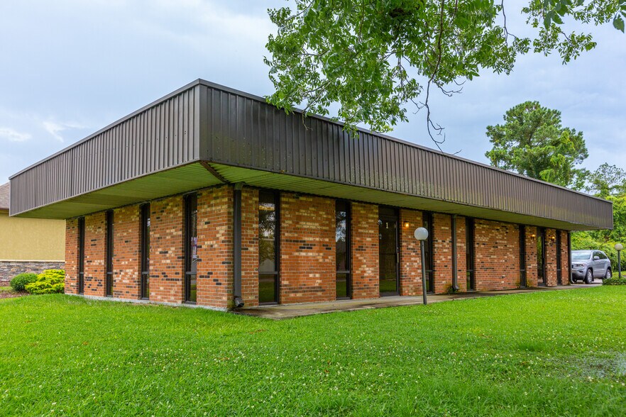 2807 Neuse Blvd, New Bern, NC à louer - Photo du bâtiment - Image 2 de 3