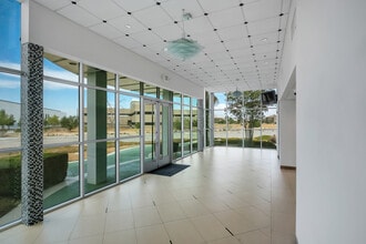 18350 George Blvd, Victorville, CA à louer Photo intérieure- Image 2 de 44
