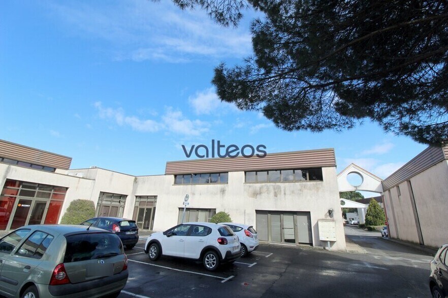 Bureau dans Balma à louer - Photo du bâtiment - Image 2 de 8