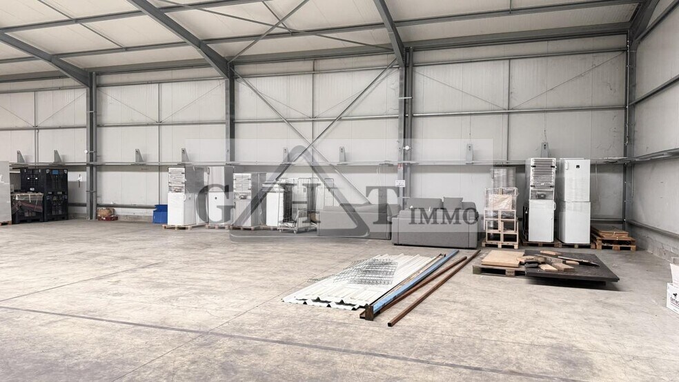 Industrial in Mareuil-lès-Meaux for lease - Building Photo - Image 2 of 13