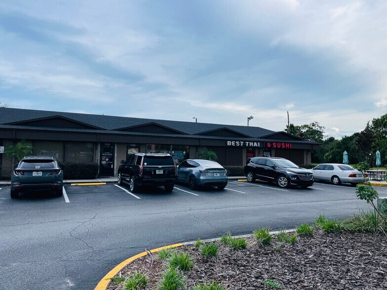 35354-35364 State Road 54, Zephyrhills, FL à louer - Photo du bâtiment - Image 3 de 26