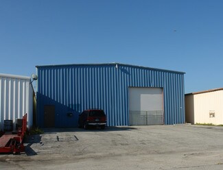 Plus de détails pour 1942 Dana Dr, Fort Myers, FL - Industriel à louer