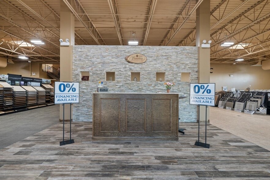 13412 W 159th St, Homer Glen, IL for sale - Interior Photo - Image 3 of 30