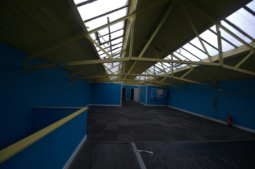 19 Maplebeck Close, Coventry for lease - Building Photo - Image 3 of 7