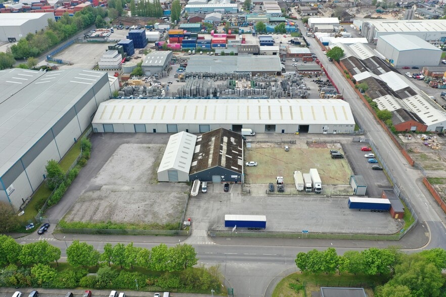 Yardley Rd, Liverpool à louer - Photo du bâtiment - Image 3 de 3