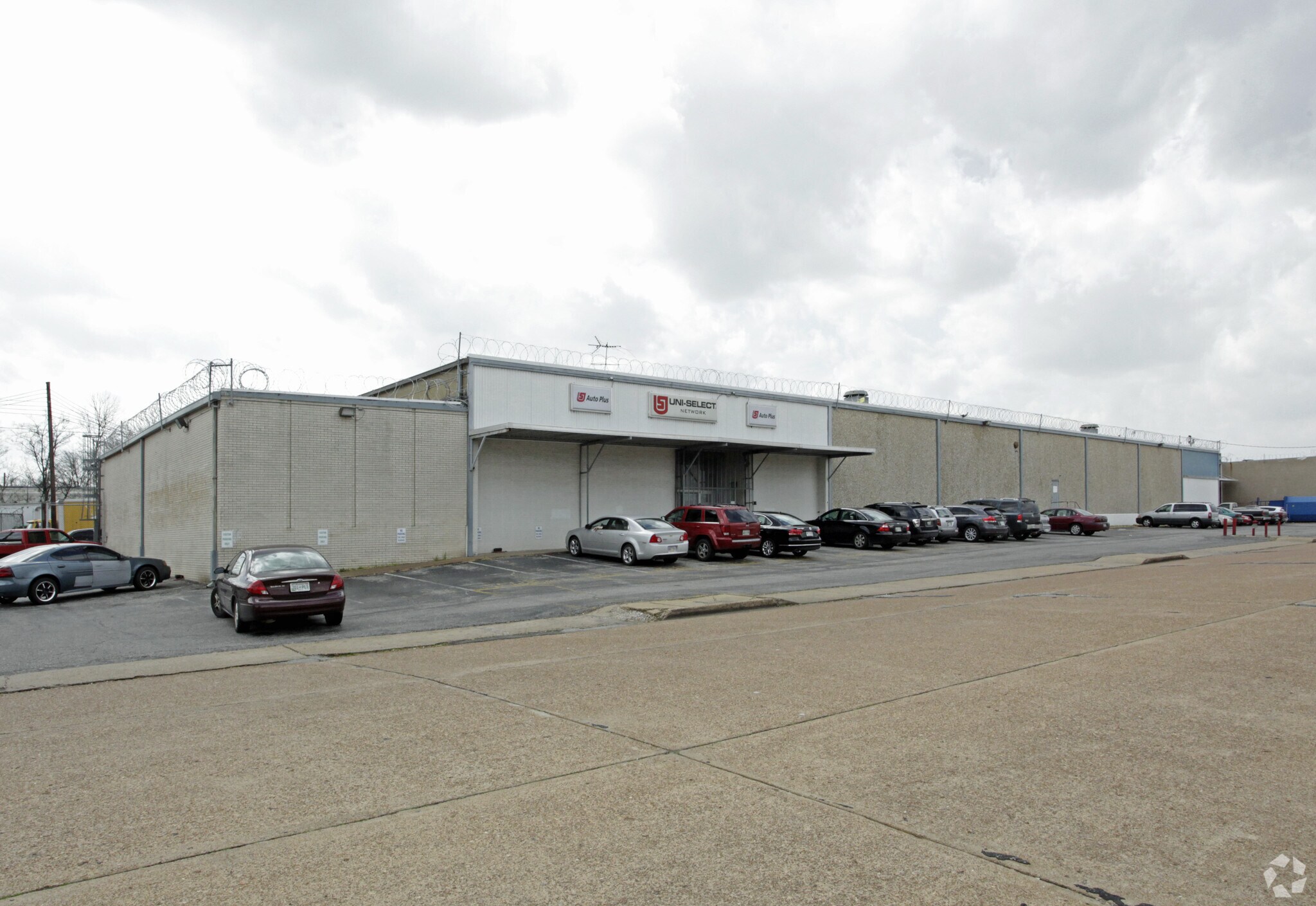 633-641 Phelan Ave, Memphis, TN for lease Primary Photo- Image 1 of 6