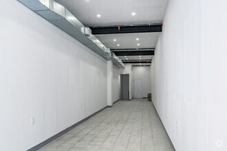 40-16 National St, Corona, NY for lease Building Photo- Image 1 of 4