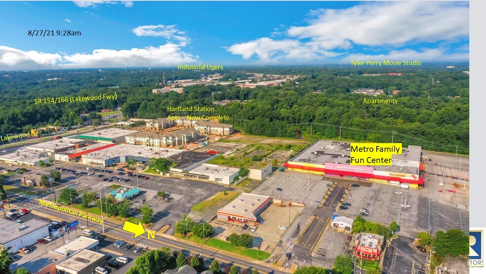 30 BOWLING LANES AS PART OF FORMER FUN CENTER - Commercial Real Estate