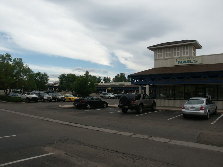 10143 W Chatfield Ave, Littleton, CO à louer - Photo du bâtiment - Image 3 de 11