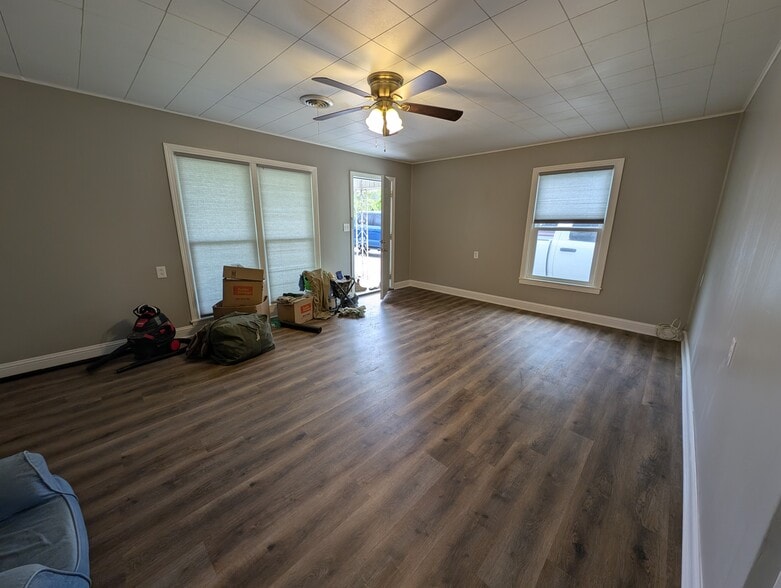 3316 Robinson Dr, Waco, TX for sale - Building Photo - Image 3 of 6