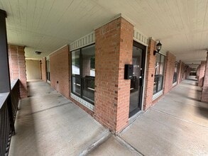 7730 Roswell Rd, Atlanta, GA for lease Interior Photo- Image 2 of 13