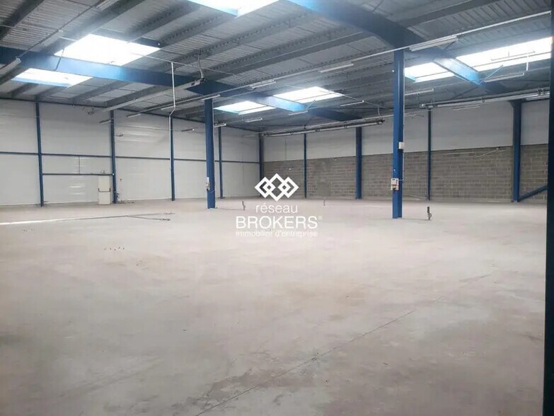 Industrial in Magny-en-Vexin for sale - Interior Photo - Image 1 of 4