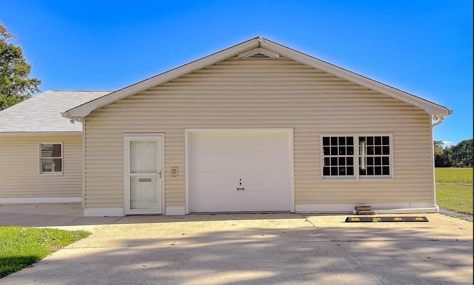 45146 Andover Estates Rd, Valley Lee, MD for lease - Primary Photo - Image 1 of 6