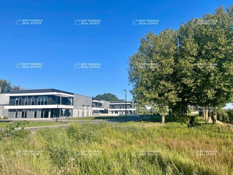 Flex in Saint-André-lez-Lille for lease - Building Photo - Image 2 of 20