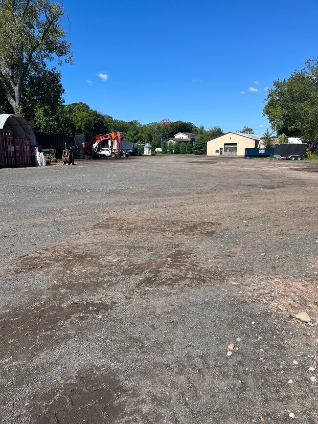 More details for 392-424 Berlin St, East Berlin, CT - Land for Lease