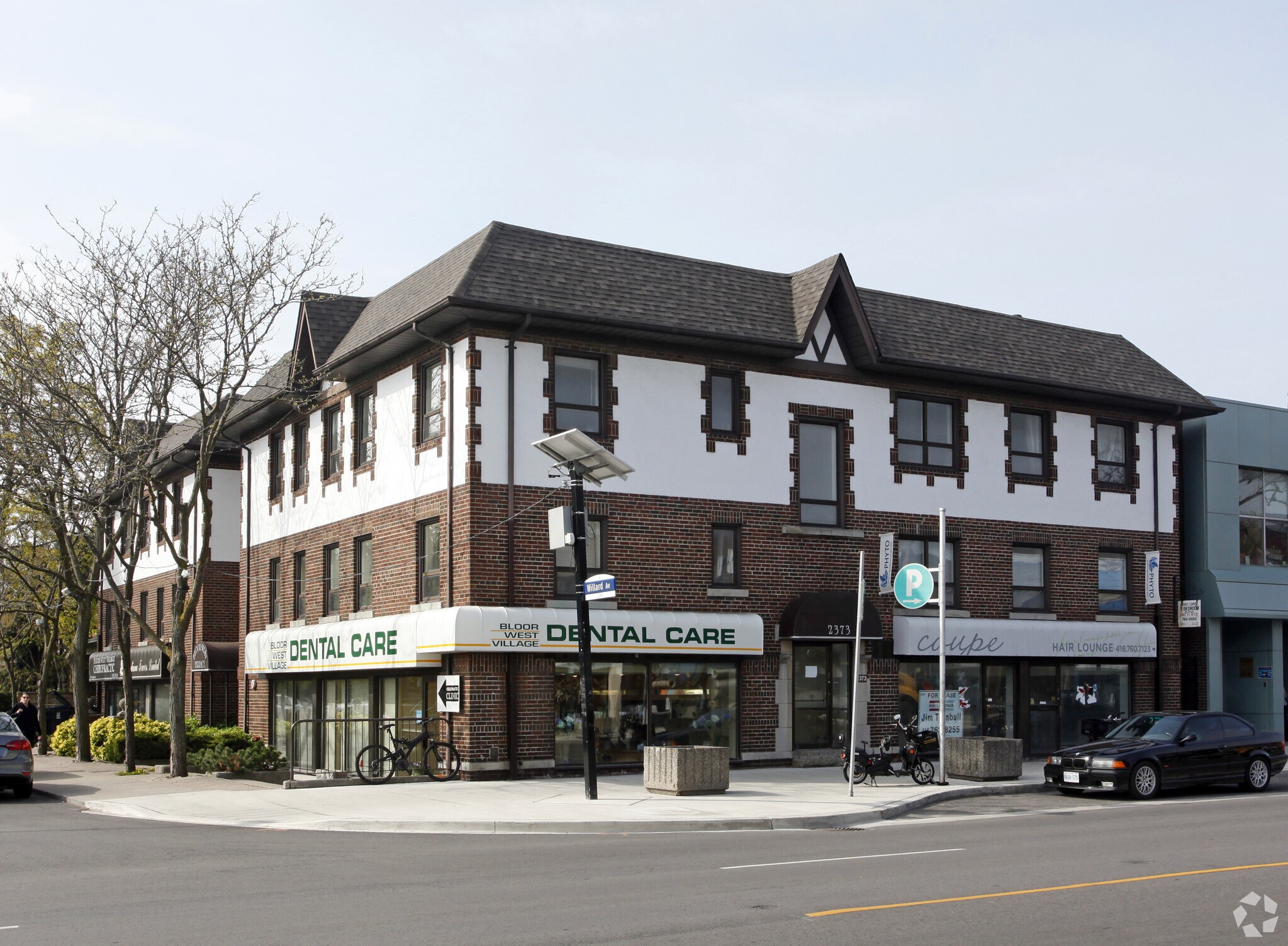 2373 Bloor St W, Toronto, ON for sale Primary Photo- Image 1 of 1