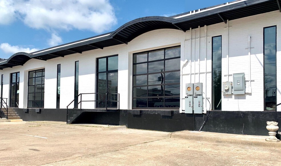 Gretna and Memphis portefeuille de 2 propriétés à vendre sur LoopNet.ca - Photo principale - Image 2 de 2