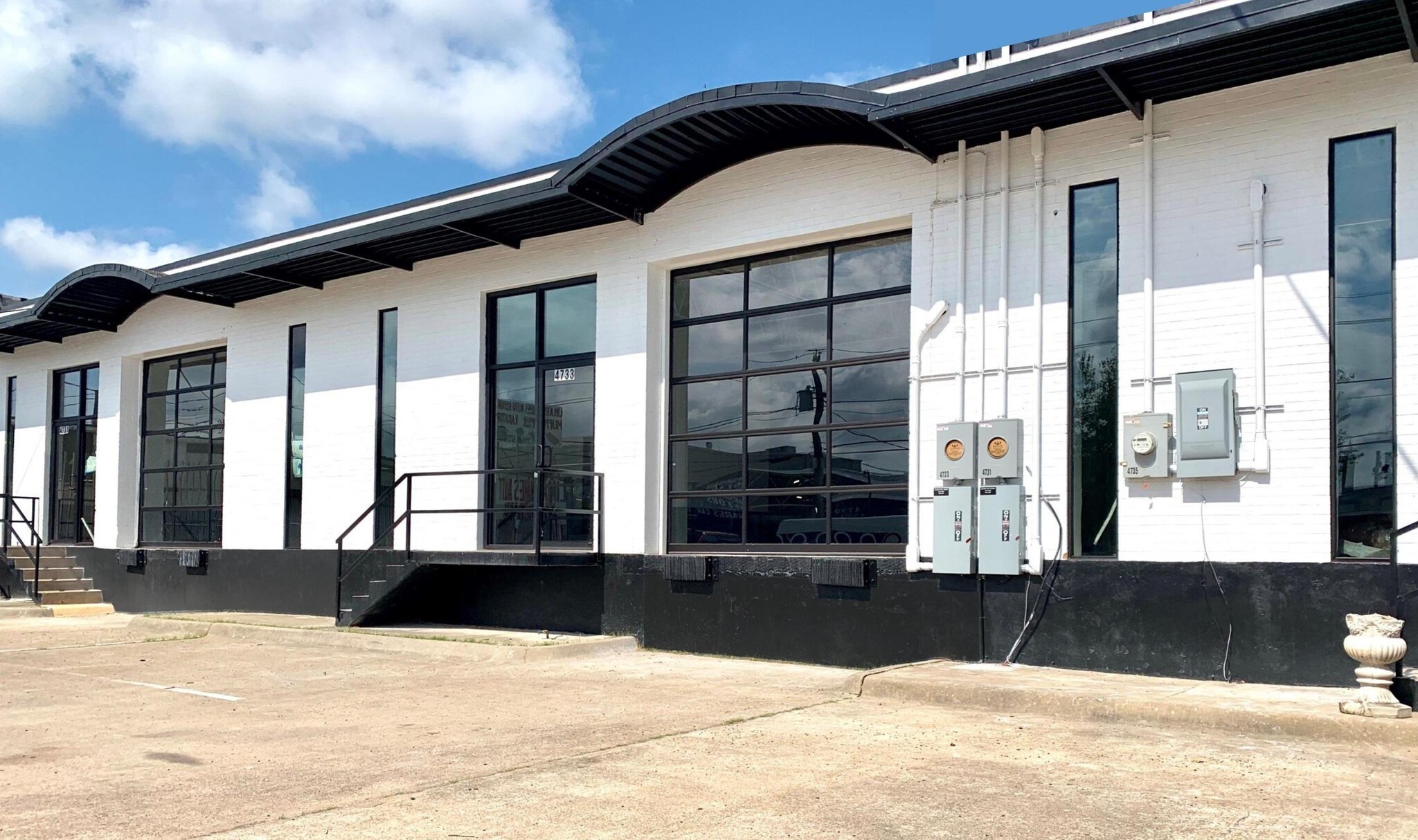 4735 Memphis St, Dallas, TX à vendre Photo principale- Image 1 de 7