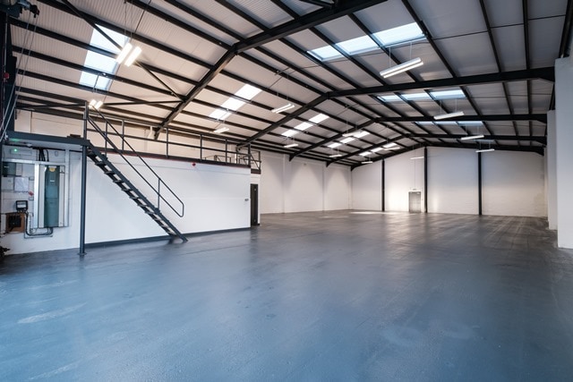 Crombie Rd, Aberdeen for lease Interior Photo- Image 1 of 4