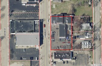 640 N Main St, Oshkosh, WI for sale Building Photo- Image 1 of 5