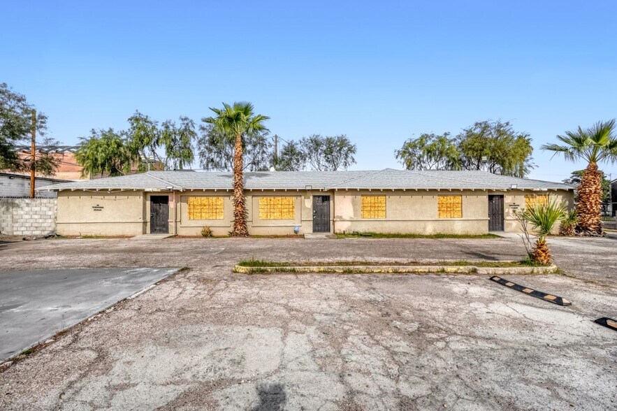 1712 Santa Paula Dr, Las Vegas, NV à louer - Photo du bâtiment - Image 2 de 28