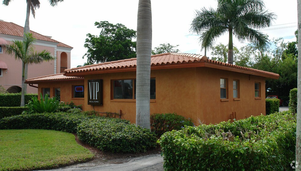 780 Seagate Ave, Naples, FL for sale - Primary Photo - Image 1 of 3