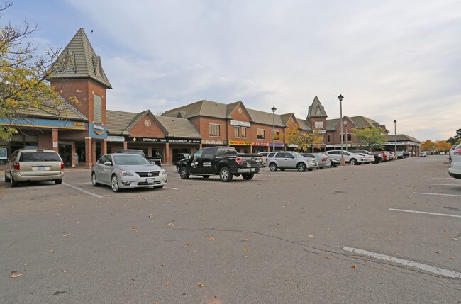 Plus de détails pour 155 Main St E, Grimsby, ON - Commerce de détail à louer